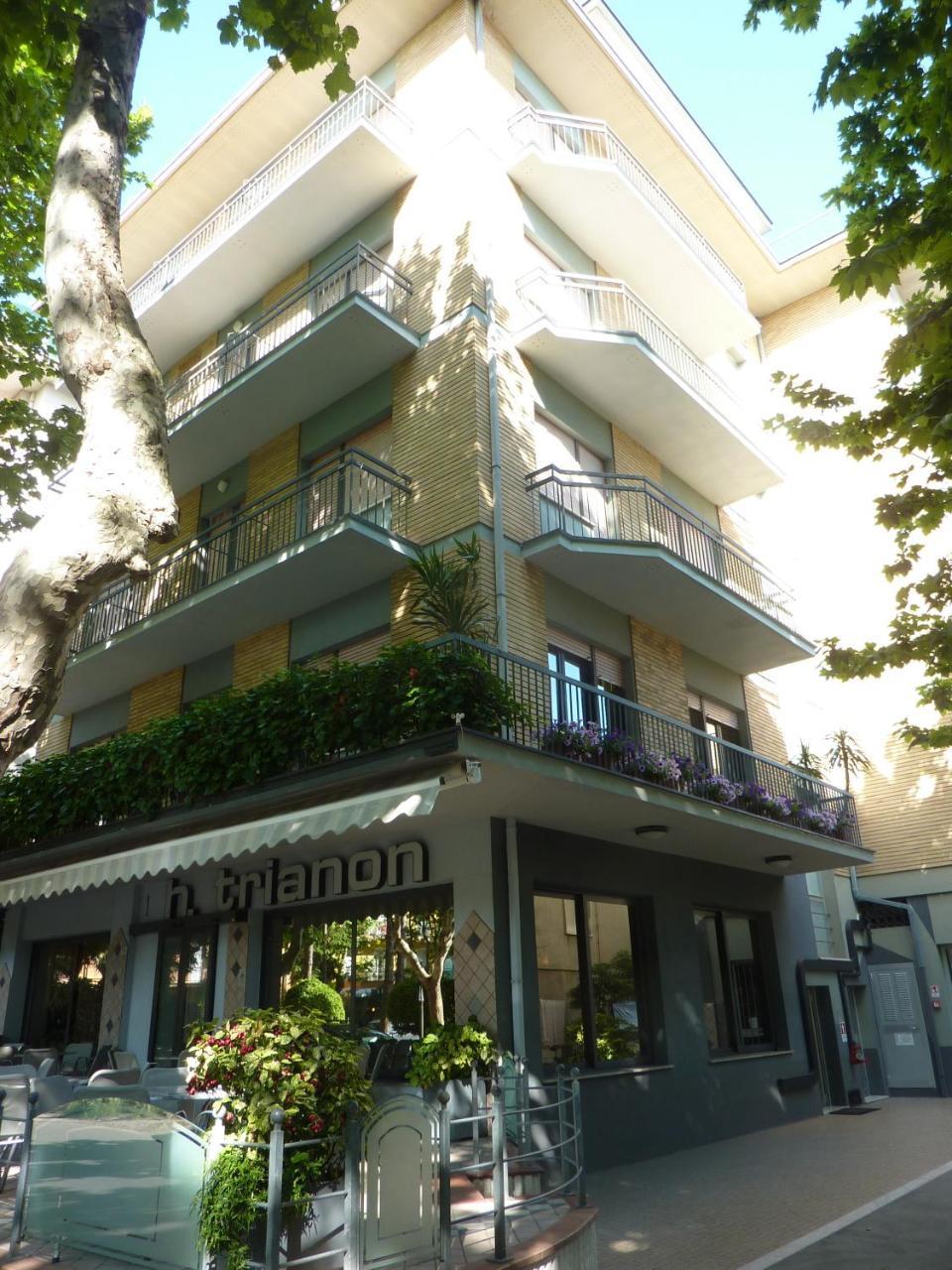 Hotel Trianon Bellaria-Igea Marina Buitenkant foto